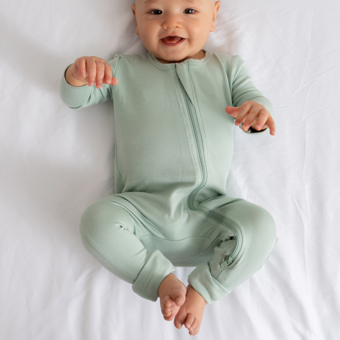 Baby Bamboo Pajamas w/ DreamCuffs® Pajamas Dreamland Baby