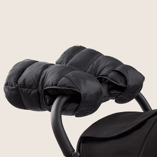 The Cozy Mittens, Cool Grey Accessory Colugo