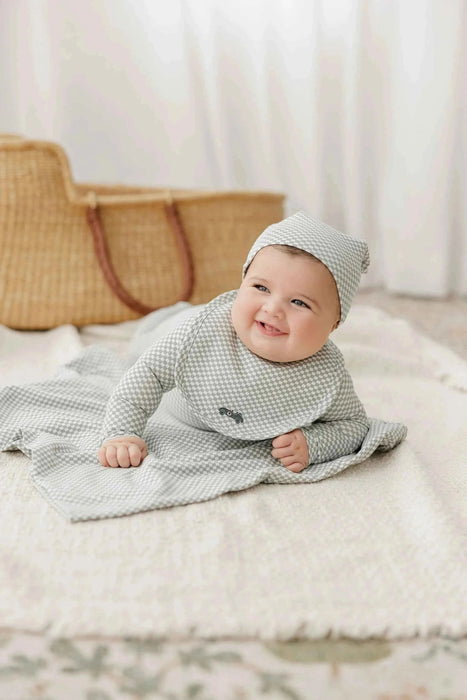 AURORA CLASSICS BABY BOY LAYETTE SET/TAKE ME HOME SET JERSEY COTTON CHECKED RACE CAR COLLECTION TAKE ME HOME SET AURORA