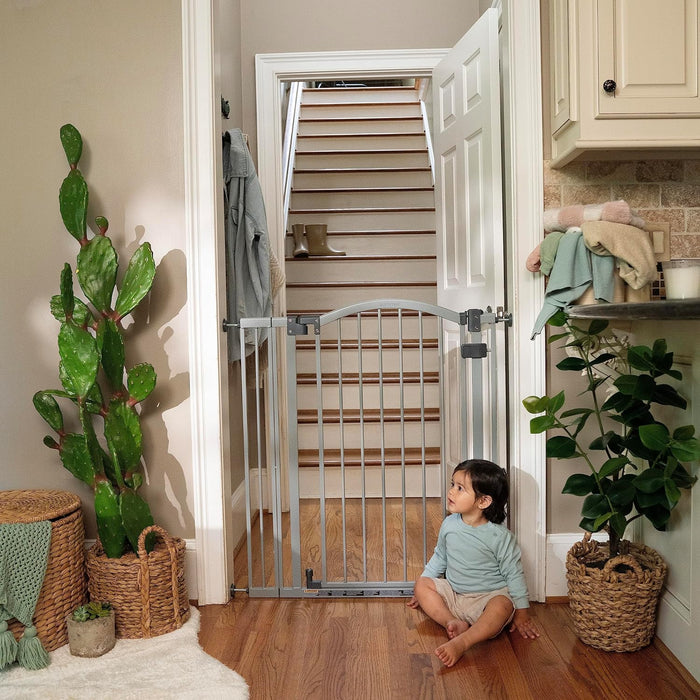 summer infant sure & secure super wide custom fit gate SUMMER INFANT EXTRA TALL & WIDE SAFET BABY GATE, GRAY — Little Luxury