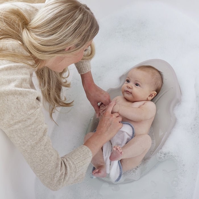 Shnuggle Newborn Baby Bath Support | Ergonomic, Non-Slip & Quick-Dry | From 0-3 months Bath M4A