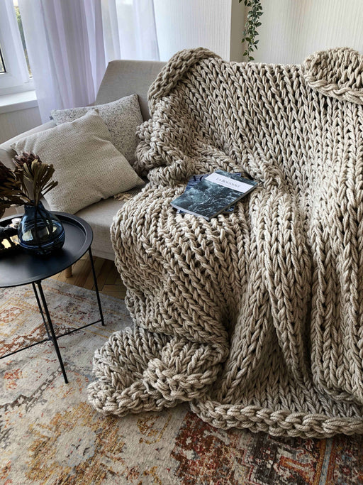 Chunky Knit Blanket in Oatmeal Anzy Home