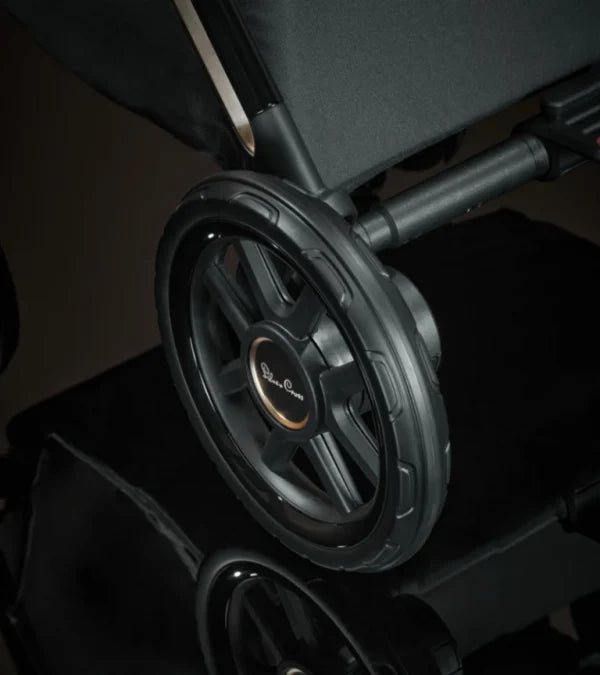 SILVER CROSS REEF 2 FULL SIZE STROLLER + FOLDING BASSINET - NEW STROLLER SILVER CROSS