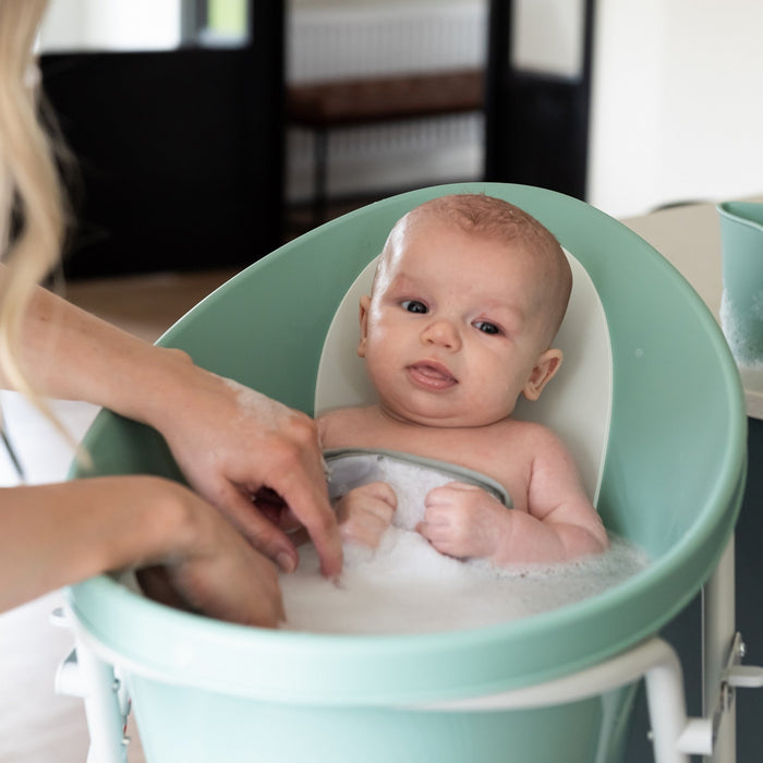 Shnuggle Bathtime Essentials Bundle | Baby Bath, Rinse Jug, Ellie Toy Scoop, Toy Boats & Squishy Changing Mat - Taupe Bath M4A