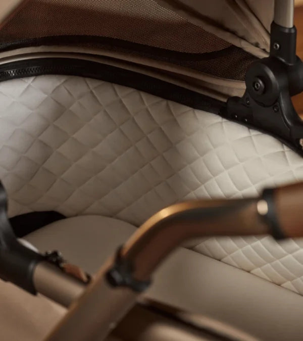 SILVER CROSS REEF 2 FULL SIZE STROLLER + FOLDING BASSINET - NEW STROLLER SILVER CROSS