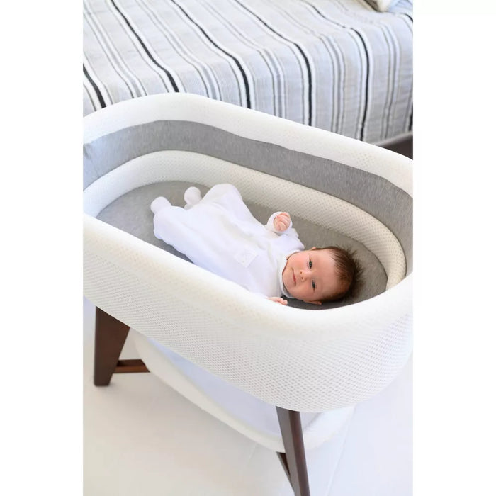 TRUBLISS EVI SMART BASSINET WHITE/WALNUT