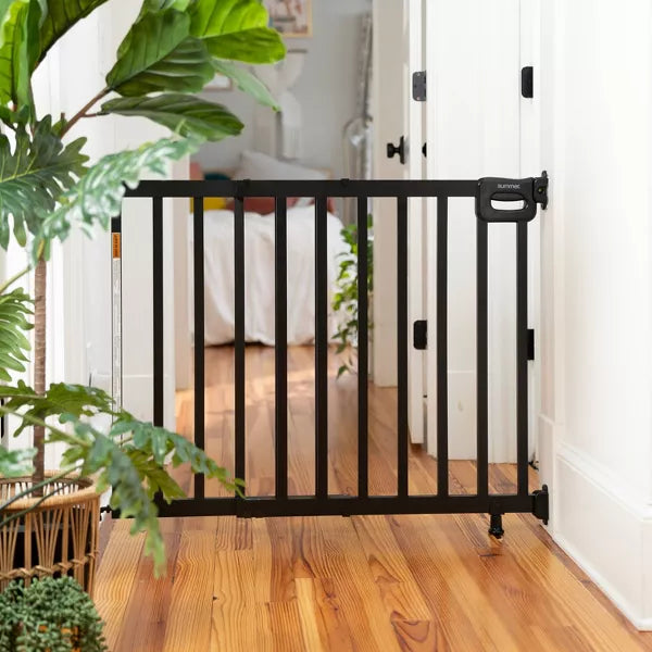 summer infant swing gate Summer Infant Deluxe Stairway Simple to Secure Wood Gate
