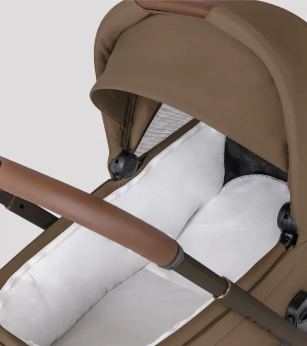 SILVER CROSS BREEZ COMPACT STROLLER + FOLDING BASSINET BUNDLE