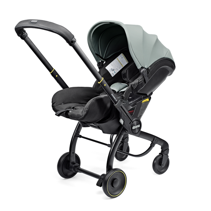 DOONA X INFANT CAR SEAT + LATCH BASE CAR SEAT DOONA