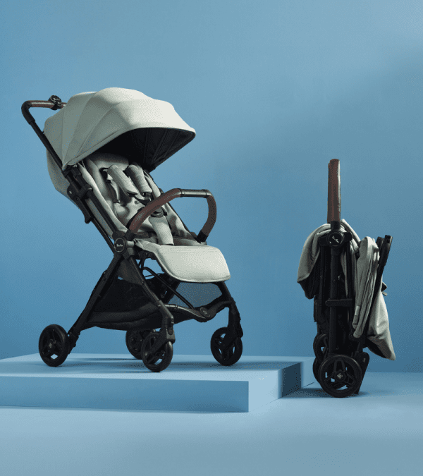 SILVER CROSS JET 5 LIGHTWEIGHT TRAVEL STROLLER