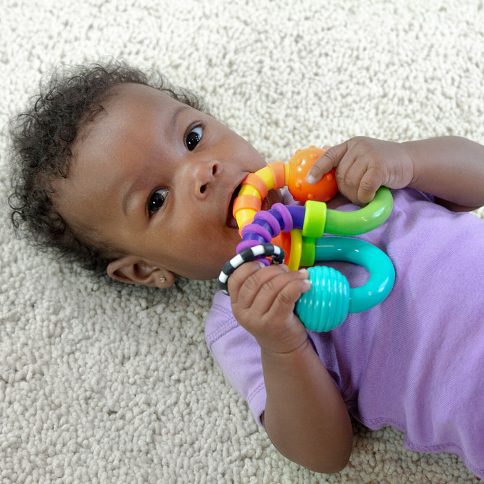 TWISTEROO TWIST &TURN RATTLE