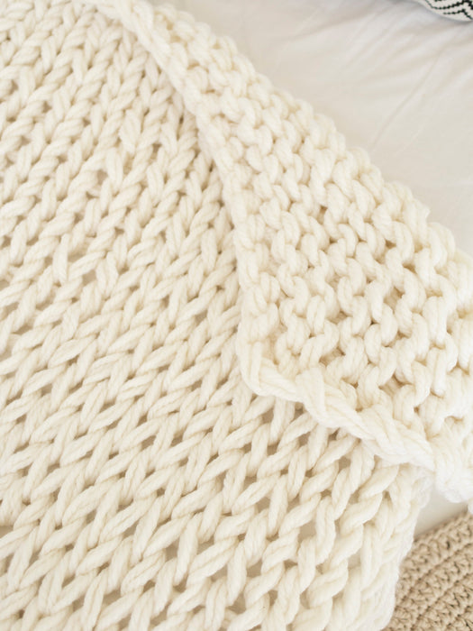 Chunky Knit Blanket in White Anzy Home